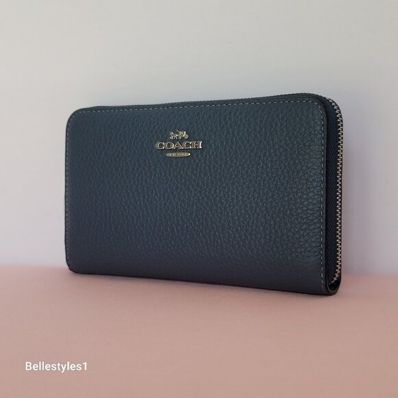 COACH Pebbled Leather Medium ID Window Zip-Around Wallet- Denim color - Picture 5 of 16